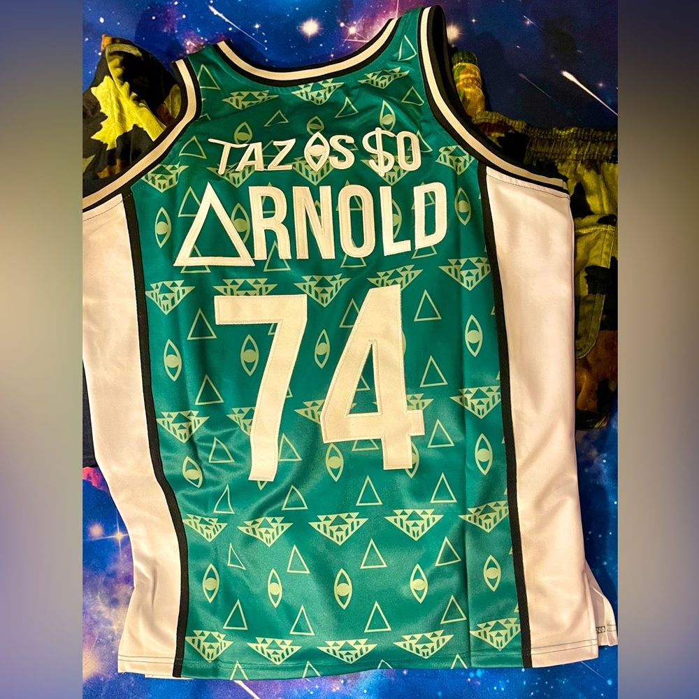 TI$A | MEDIUM | RARE Los Angeles Y2K Hip-Hop Urban Taz Arnold Logo BBall Tank